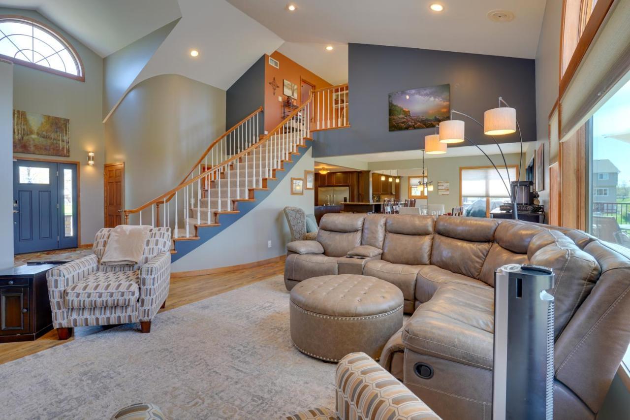 Expansive Shakopee Vacation Rental On 5 Acres! 외부 사진