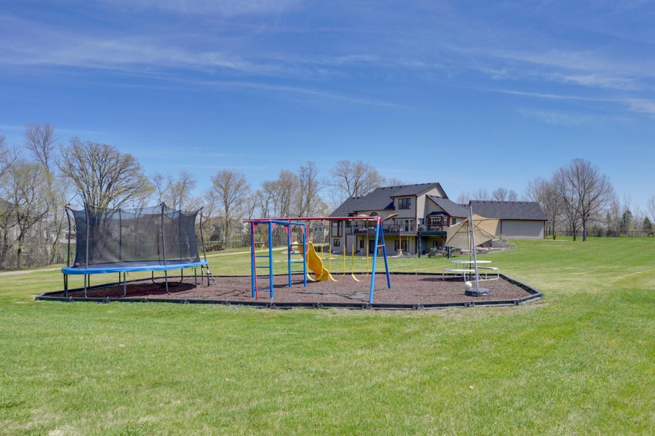 Expansive Shakopee Vacation Rental On 5 Acres! 외부 사진