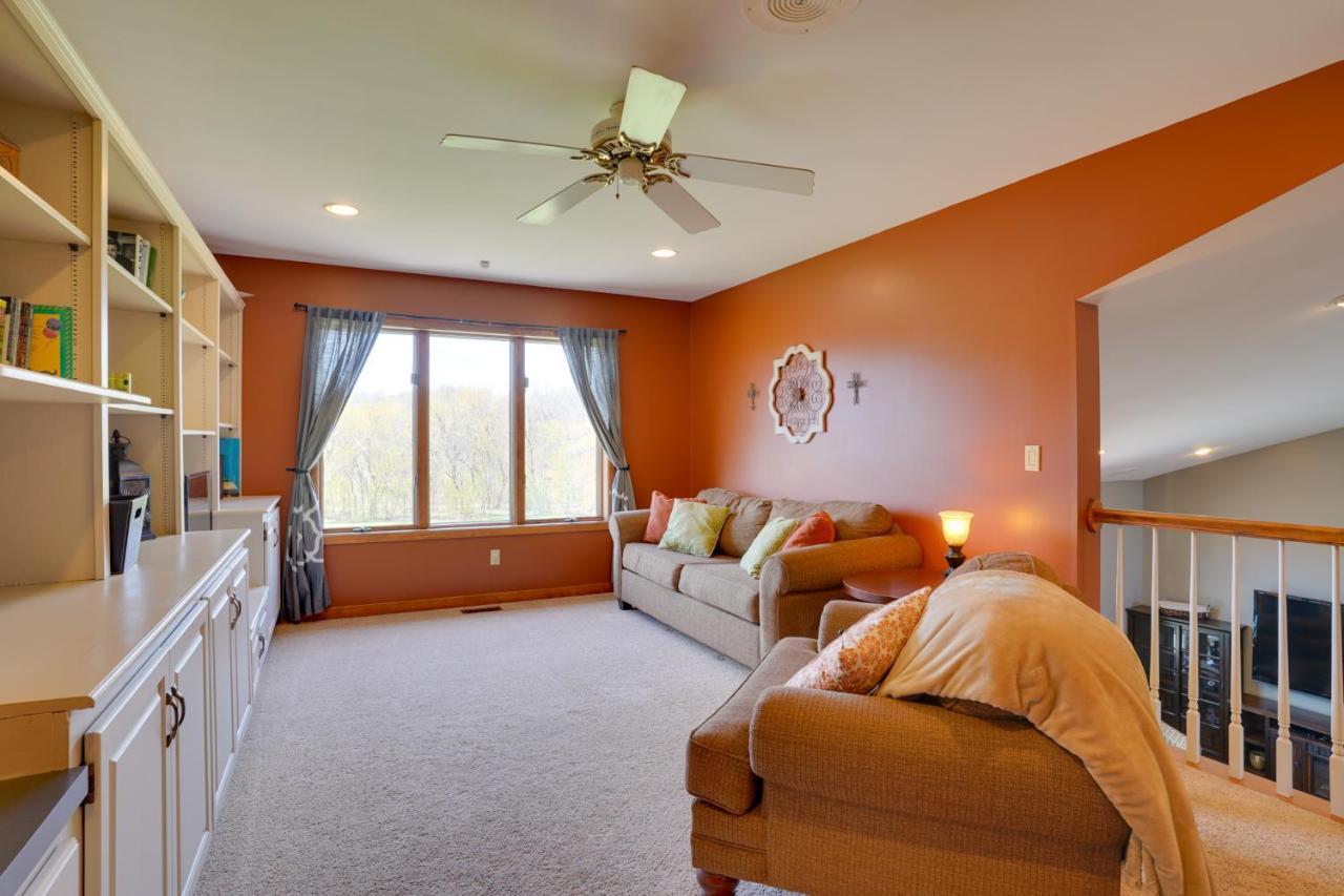 Expansive Shakopee Vacation Rental On 5 Acres! 외부 사진