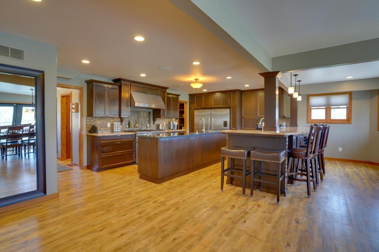 Expansive Shakopee Vacation Rental On 5 Acres! 외부 사진